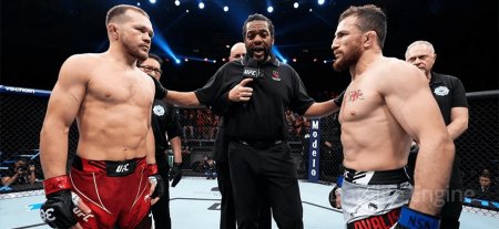 Merab Dvalishvili vs Petr Yan